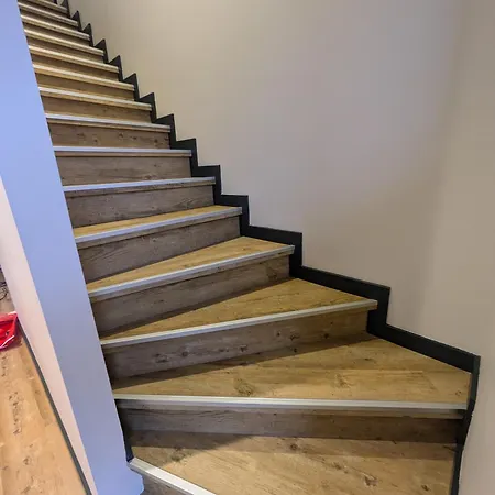 Chez Mimile , Au Calme , Proche Centre , Wifi 木屋 *