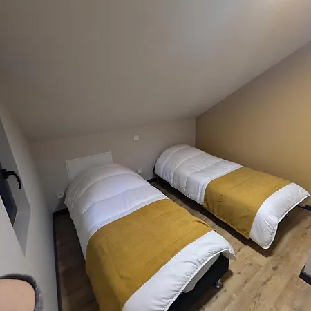 木屋 Chez Mimile , Au Calme , Proche Centre , Wifi *